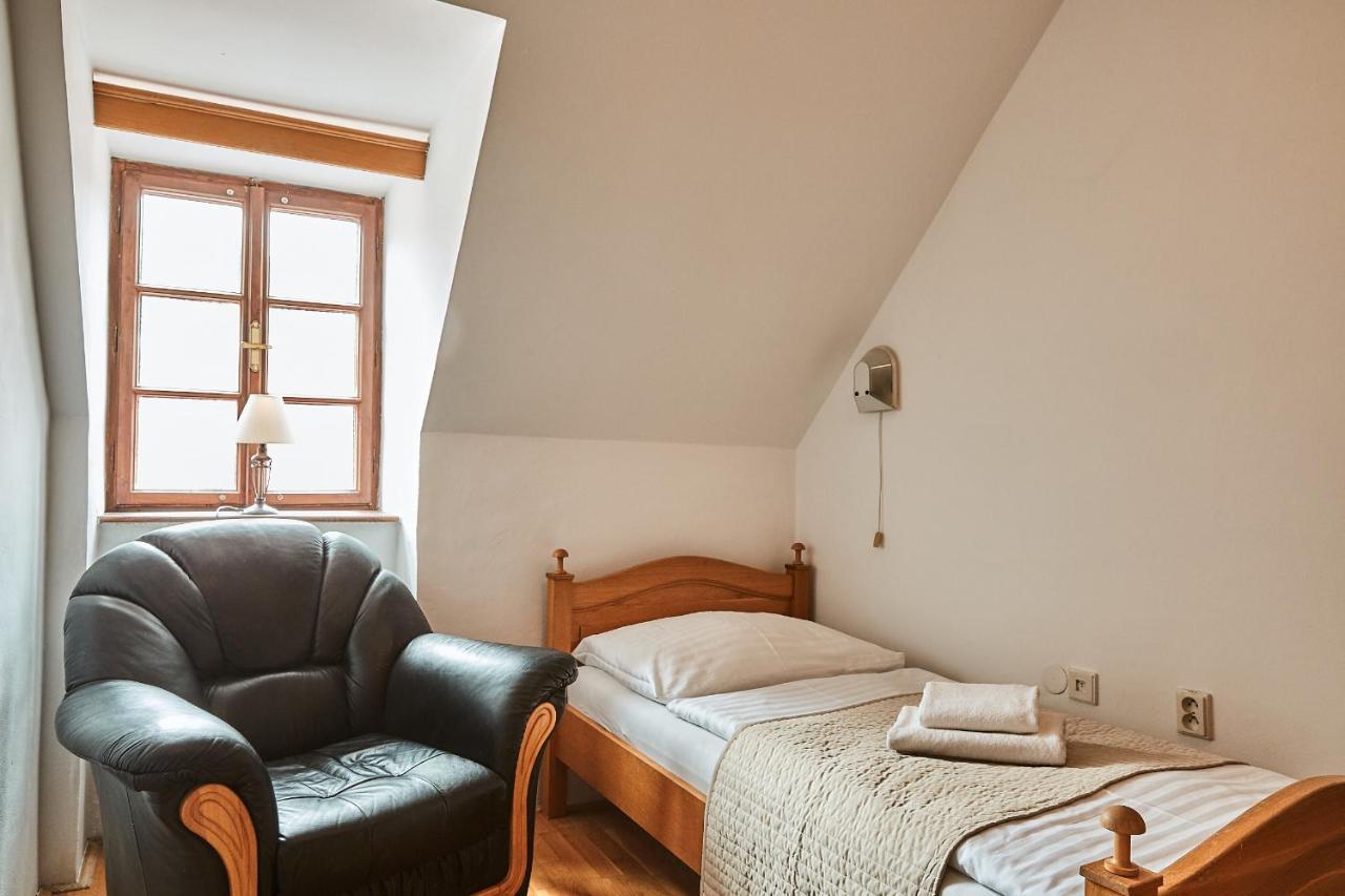 Hotel Salamander Banska Stiavnica Bagian luar foto